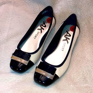 Anne Klein sport professional wear